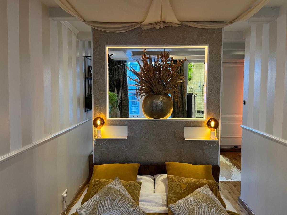 The Enlightened House Luxury Suites Amesterdão Exterior foto